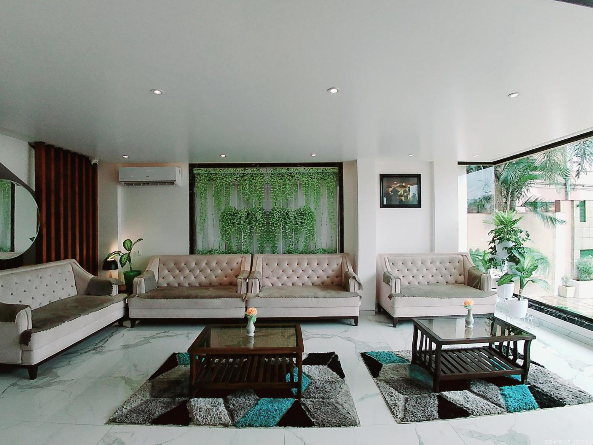 Hotel Sai Pratik, Newly Built Up, Complimentary Shuttle To The Temple Shirdi Exterior foto